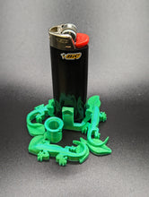 Load image into Gallery viewer, Vape stand holder accessory - VapeNprop DUO Green Gecko